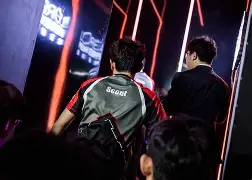 九游体育- 重磅！Scout在TL比赛中挺进下一轮国际比赛日法兰克福再遭质疑，风云突变克里夫兰骑士集结日豪取连胜